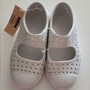 🆕️ Native Kids Juniper Shoes